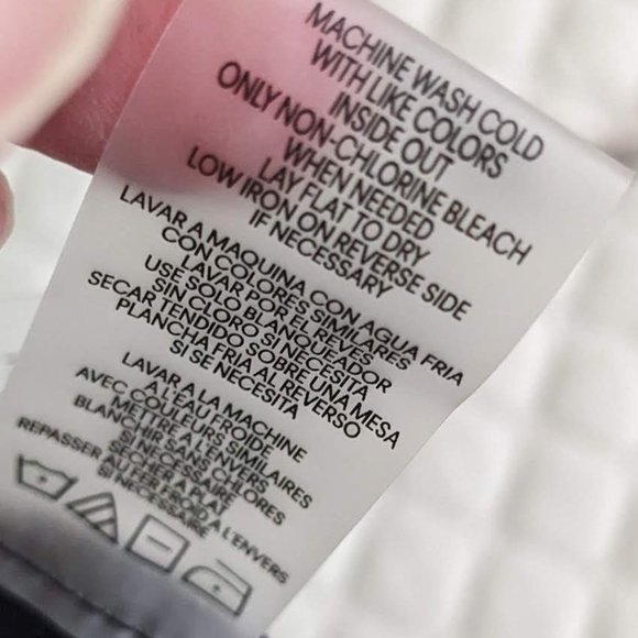 KARL LAGERFELD PARIS Karl & Choupette Sunglasses Graphic T-Shirt - size XL - Picture 12 of 12